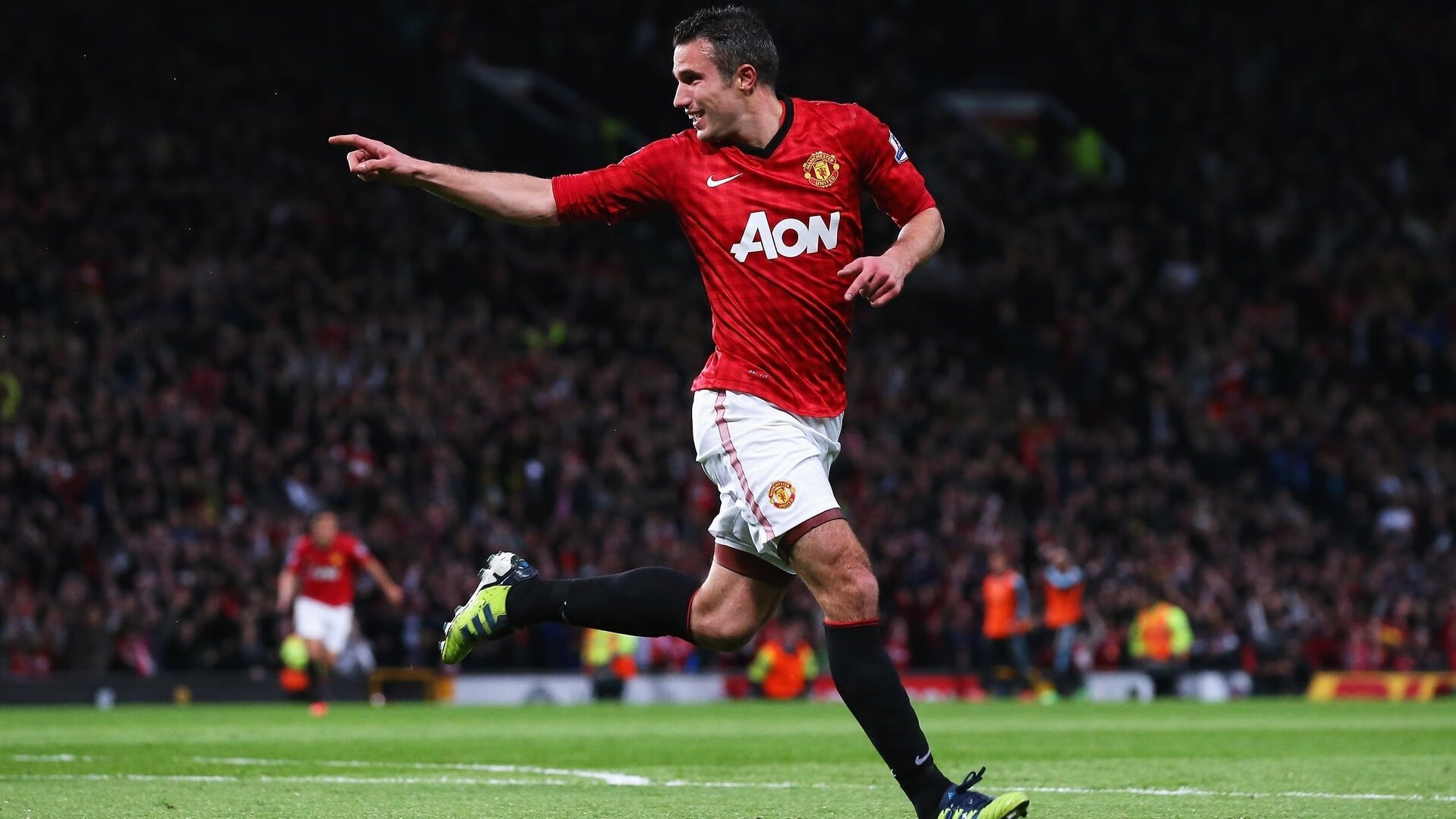 哈兰德独造三球闪耀全场,英格兰战术完胜那不勒斯的启示